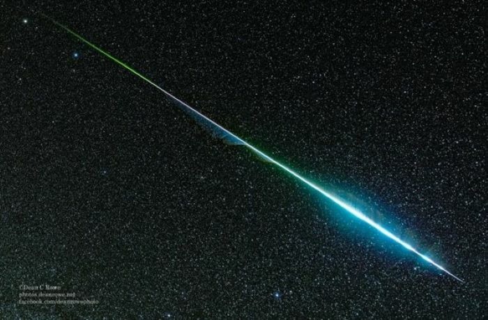 Vízöntőből érkező fényes villanások; az Éta Aquaridák csillaghullás ragyogja be az eget
