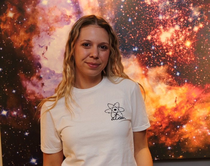 Hímzett póló - Atom - XL